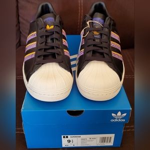 Adidas Superstar Sneakers